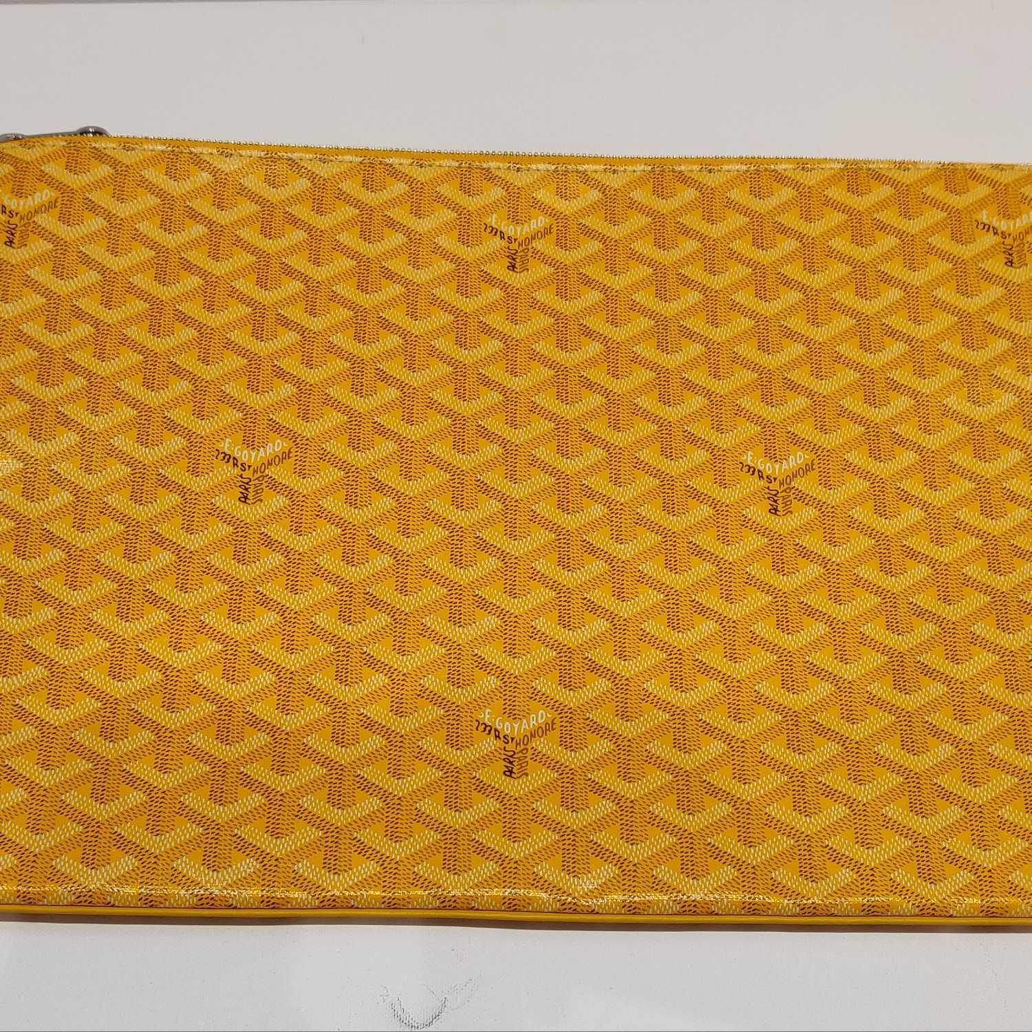 Goyard Pouch